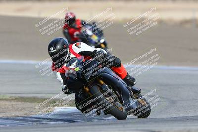 media/Nov-26-2023-TrackDaz (Sun) [[64ad8cfd8f]]/Mock Race/Outside Grapevine/